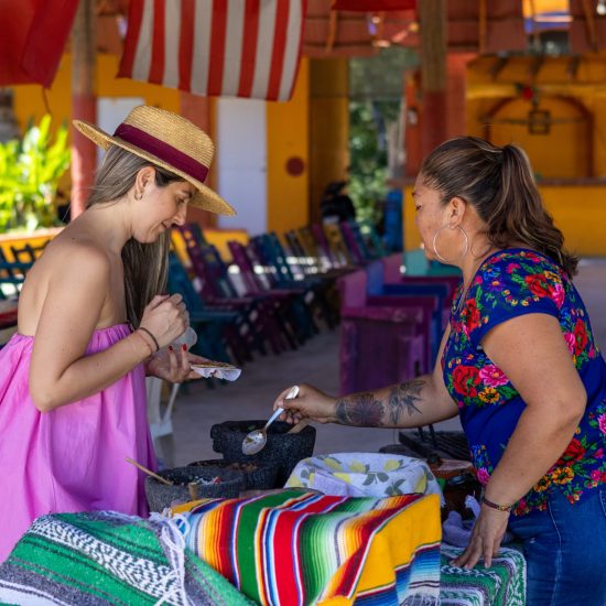 LIVE THE EXPERIENCES WITH TEQUILA CASA JALISCO